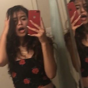 Meet your Posher, Nohemi